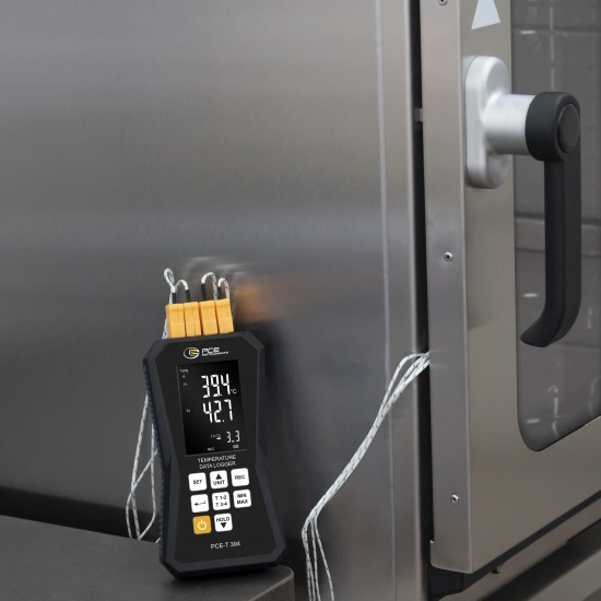 PCE-T 394-ICA 4 csatornás hőmérő adatgyűjtővel kalibrálva