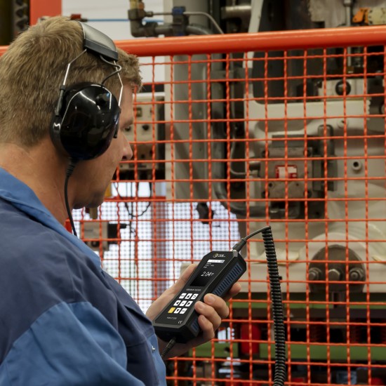 PCE-VT 3750-ICA Rezgésmérő kalibrálva